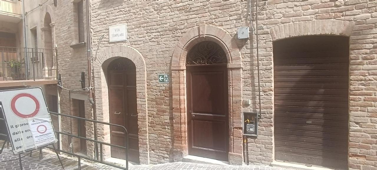 I Templari - Affittacamere Castignano Exterior foto
